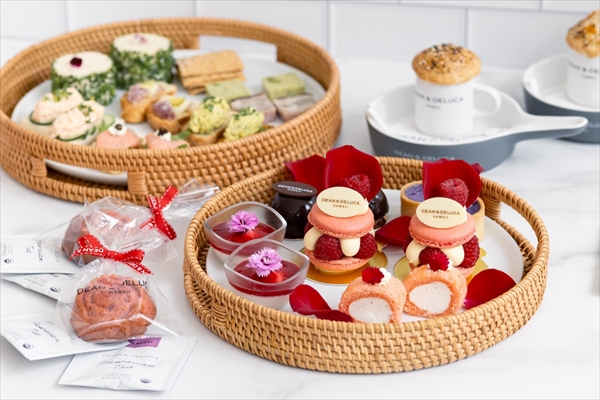 【セール】福袋/福箱ファッション通販 ディーン&デルーカ リッツ・カールトン店が 「母の日ケーキ」と その他